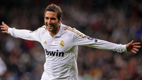 jrkan直播-德甲球队主场环境及场地设施介绍视频